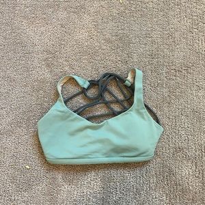 Lululemon green sports bra